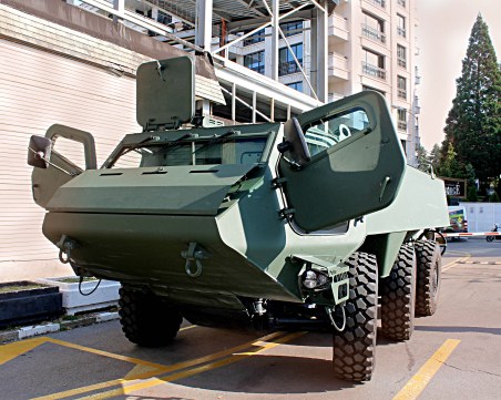 Следващата голяма хапка: До март ще е ясно кой ще достави бронирани машини за 1,5 млрд. лв