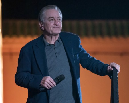 Бивша служителка на Робърт де Ниро го съди за 12 млн. долара