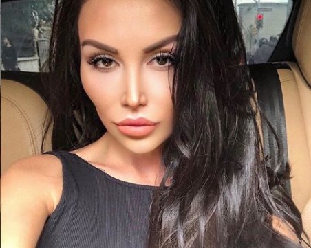 Моника Валериева прие исляма?