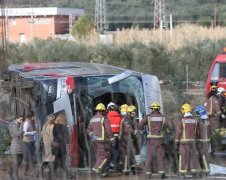Меле в Румъния! 10 души са загинали, а седем ранени при челен сблъсък