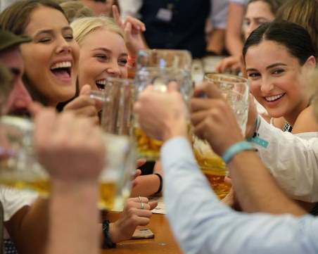 Изпиха над 7 милиона литра бира на Октоберфест