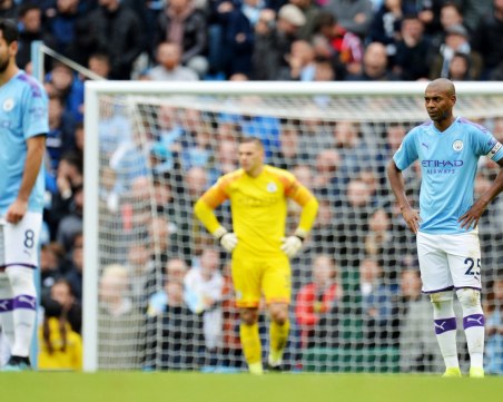 Манчестър Сити се издъни у дома, отдалечи се на 8 точки от върха