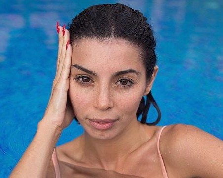 Мегз пусна снимка без капка грим и фотошоп