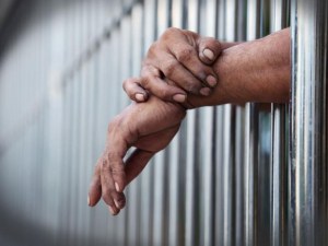 Петима шофьори преспаха в ареста в Пловдив, хванаха и жена с наркотици