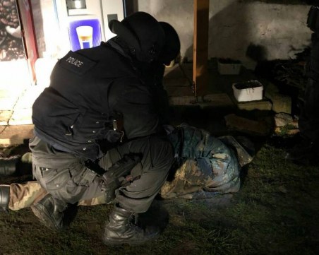 Издирват легионера от Орешник за убийство на фелдшер