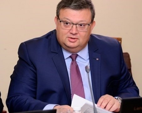 Цацаров обясни на австралийския посланик защо не пускаме Полфрийман