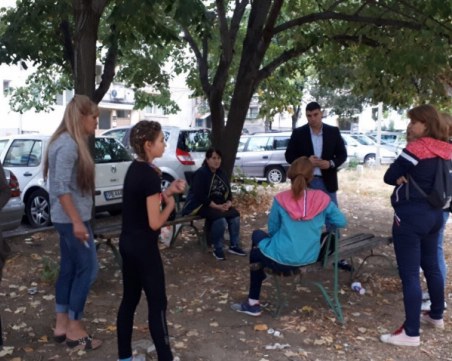 Междублоковите пространства в най-зеления район на Пловдив са в окаян вид!