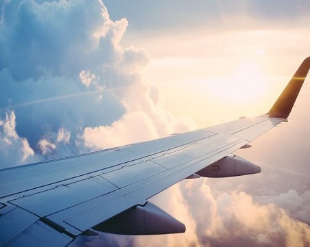 Самолет от Москва за Бургас кацна извънредно в Ростов