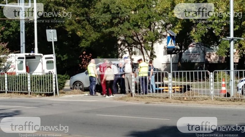 Джип помете дете на пешеходна пътека в Пловдив, откараха го в болница с линейка