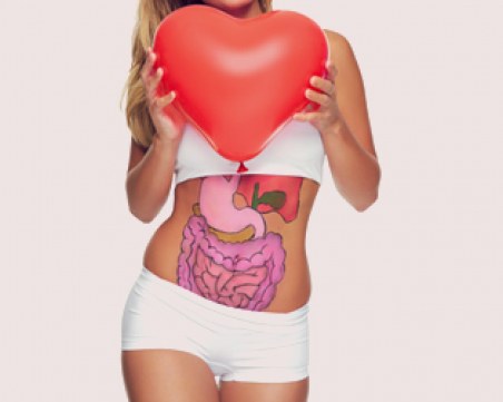 Натурални начини да намалите подуването на корема