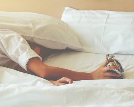 Сън над 9 часа в денонощието издава деменция