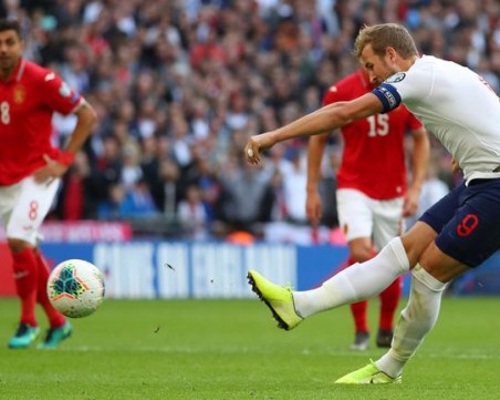 Саутгейт смекчи тона след писмото на Боби Михайлов за расизма