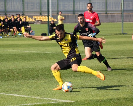 Ботев би Царско село в неофициалния дебют на Ферарио Спасов