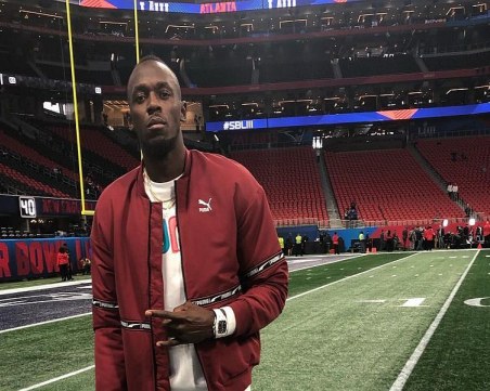 Юсейн Болт участва в масов бой след среднощен запой