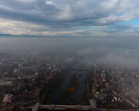 Превърна ли се Пловдив в София преди метрото? Как може градът отново да е чист, зелен и без задръствания