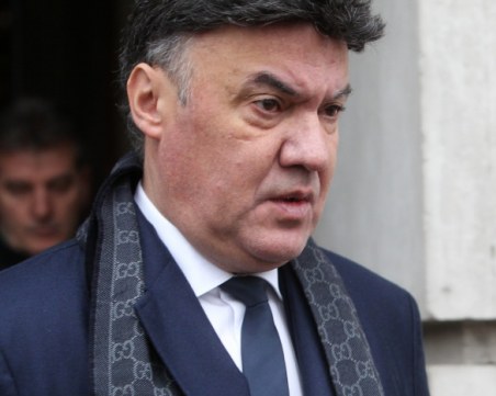Боби Михайлов се опъна на премиера, не иска да подава оставка
