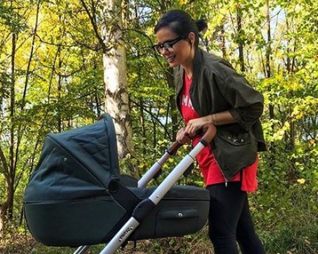 Любимата на Криско публикува първа снимка след раждането