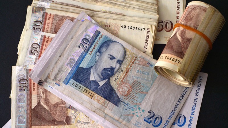 Пловдивският съд остави в ареста лихвар, раздал 6 милиони лева заеми