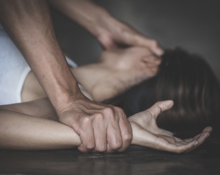 40-годишен софиянец изнасили доведената си дъщеря