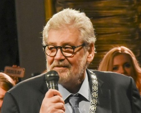 Доведеният син на Ламбо: Сложиха го в кома, за да не се мъчи, надяваме се на чудо