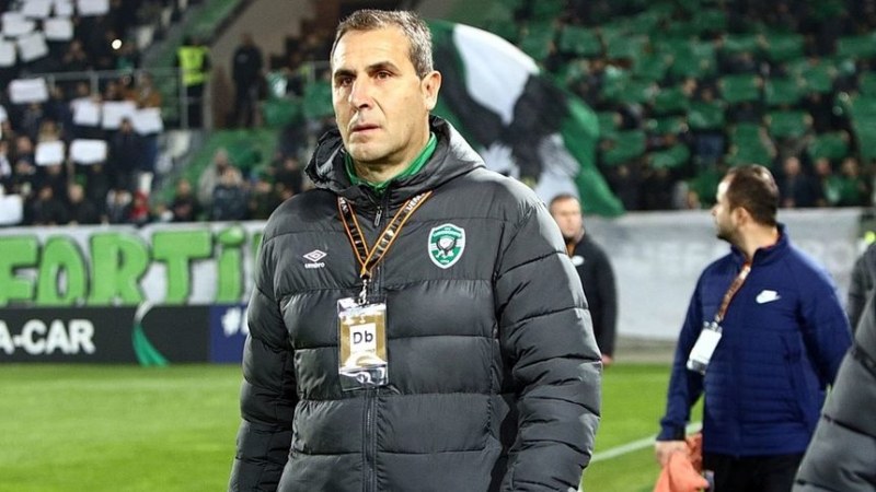 Херо сменя Балъков начело на националния отбор