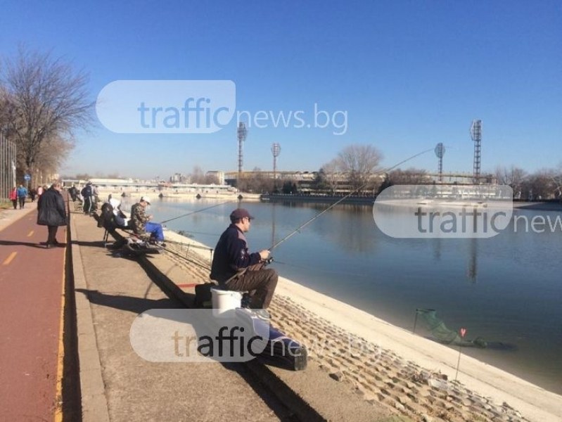 Рибари окупират Гребната база в Пловдив днес