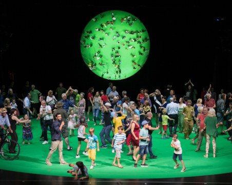 100 % Пловдив! Затворници и професори, роми и нацисти, бизнесмени и скитници на една сцена