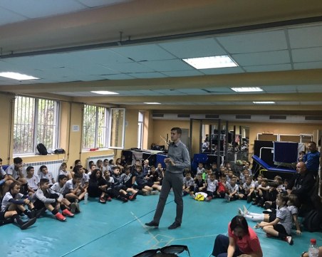 Фенклубът на Локомотив с лекция 