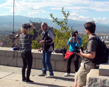 Пловдивчани влизат в обувките на Альоша