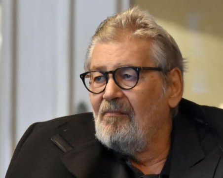 Състоянието на Стефан Данаилов се подобрява, вече диша самостоятелно