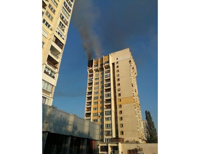 Пожар в жилищен блок в квартал 