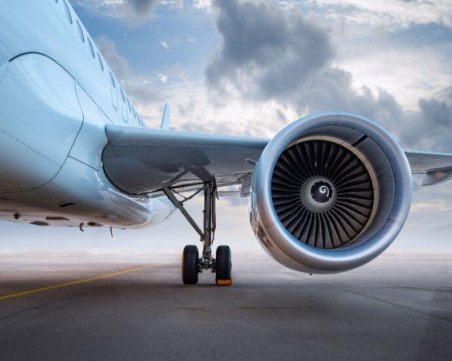 Задържаха мъж заради фалшив сигнал за бомба в самолет в Русия