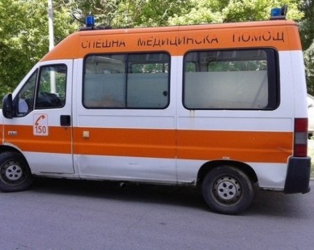 Шестима пострадаха при тежка катастрофа на бензиностанция