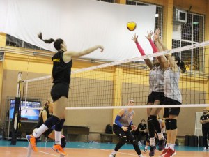 Марица с равенство срещу румънки в контрола