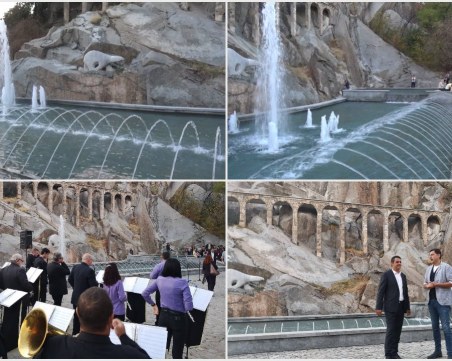 Десетки пловдивчани се върнаха в детството си на откриването на обновения парк 