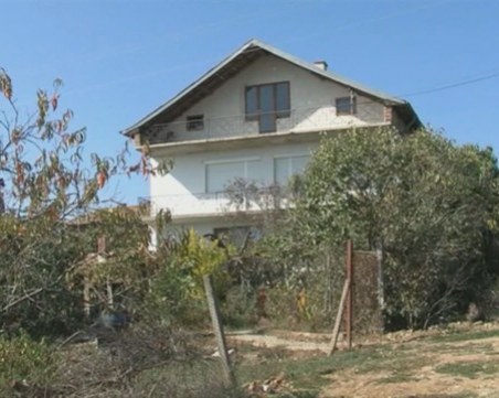 Настаняват изоставеното в Петрич бебе в приемно семейство