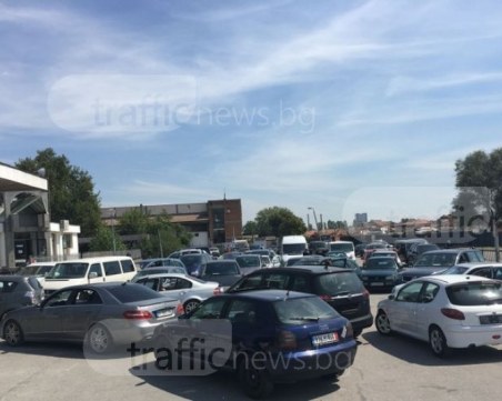 Докога пловдивчани ще плащат най-високия данък МПС, докато други бягат в 