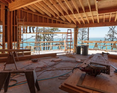 Facebook ще строи жилища за бедни, дава 1 млрд. долара