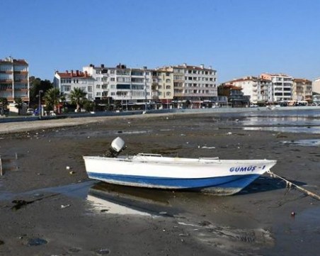 Паника в Турция! Морето се отдръпна с 25 метра