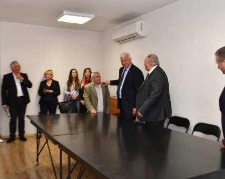 Здравко Димитров прави Консултативен съвет за хората в неравностойно положение