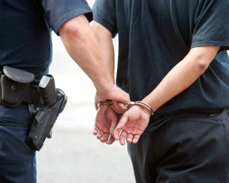 Арестуваха двама наркодилъри в Пловдив