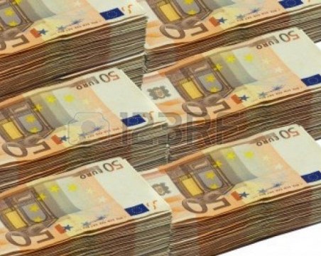 Отрицателна лихва и у нас: Фирми плащат на банки, за да държат евро на депозит