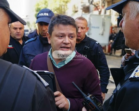 Падна блокадата на Орлов мост, движението все още е затруднено