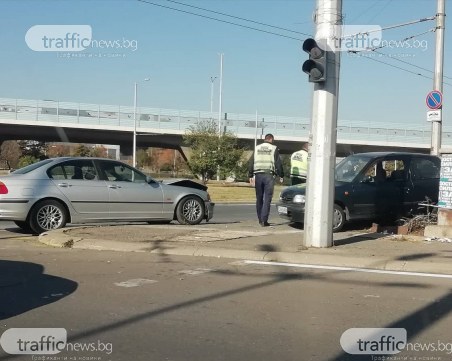 Неработещ светофар причини катастрофа в София