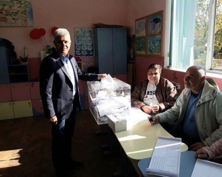 Експерт по сигурността, обявил война на дилърите около училищата, даде своя глас