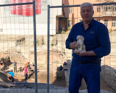 Пловдивски археолози откриха уникална статуя на Богинята майка Кибела