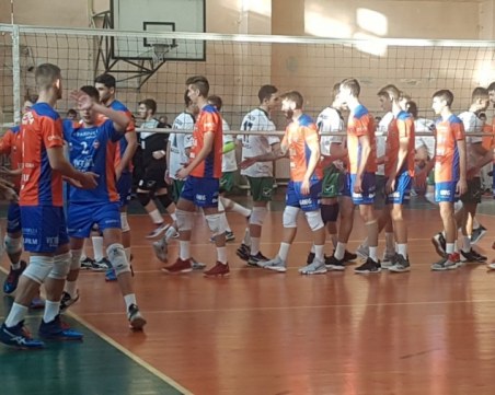 Виктория Волей с драматична загуба на старта