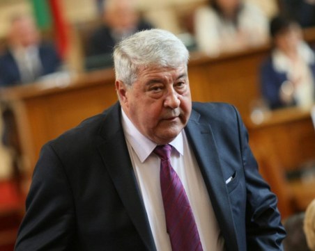 Спас Гърневски: В БСП се очакват оставки, между тях има сериозни проблеми
