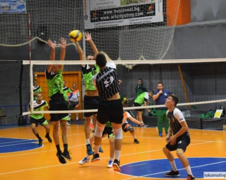 Волейболният Локомотив тръгна с победа