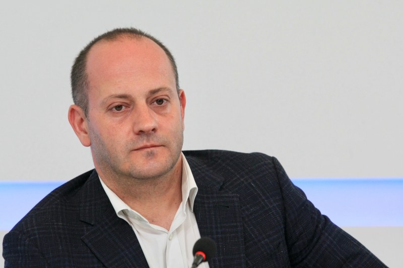 Радан Кънев: Манолова и Игнатов да се откажат и на балотаж да отиде Бонев